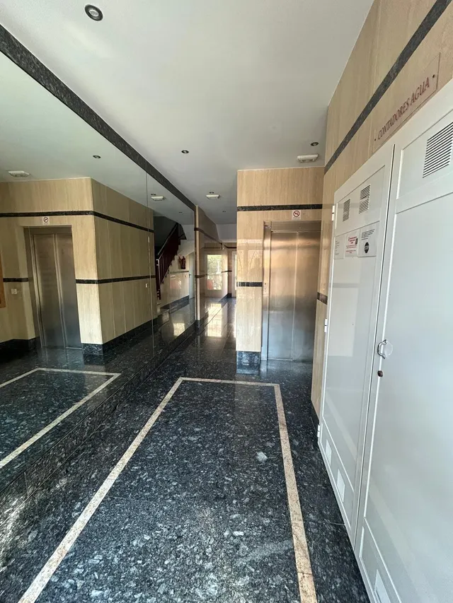 2 DORMITORIOS CON PLAZA DE GARAJE EN LA URB. DE ROQUETAS DE MAR — 18