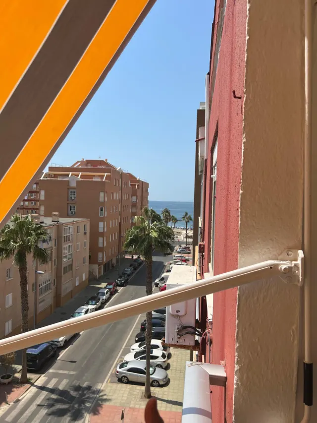 SE ALQUILA PISO PARA LARGA TEMPORADA — 13