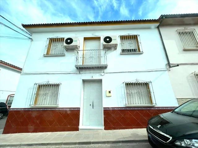 Venta casa Los Corrales (Sevilla)