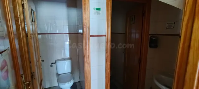 CASABANCO VENDE LOCAL COMERCIAL Y VIVIENDA EN CASATEJADA - foto 3
