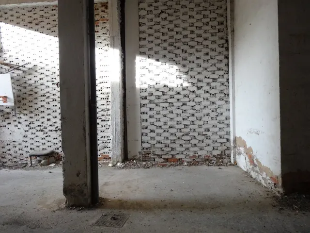 Local comercial o de Industria en sótano — 3
