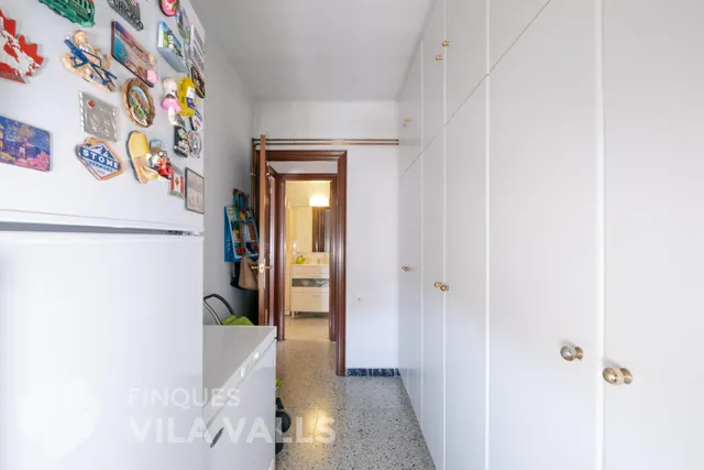 Piso amplio en Caldes con terraza, galería y ascensor — 24
