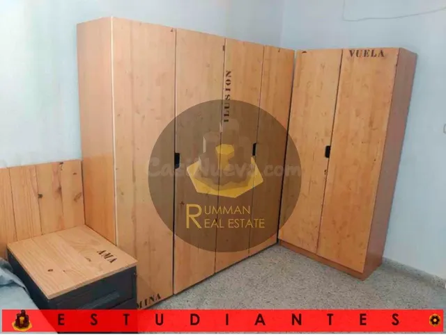 EST/ Bonito piso amueblado para ESTUDIANTES con CUATRO dormi - foto 2
