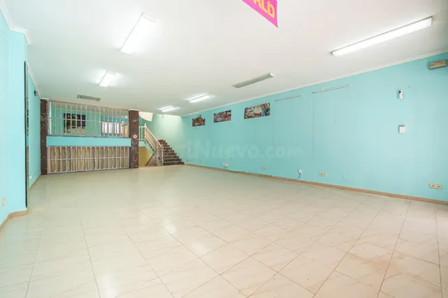 Locales en calle Cala Agulla - foto 4