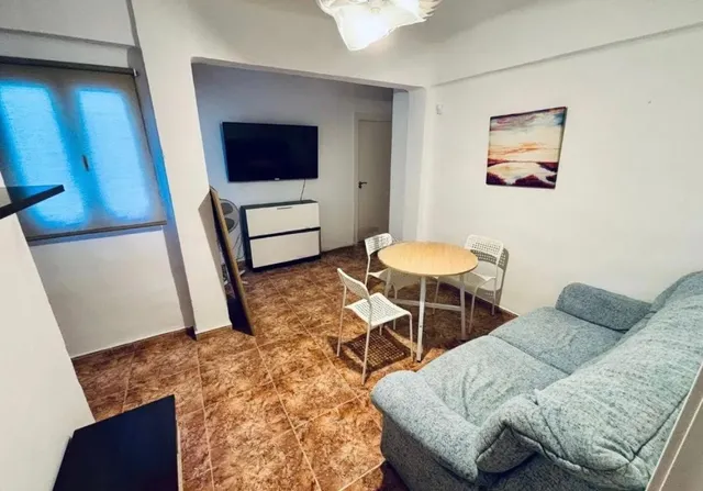 ¡PISO DE 3 habitaciones EN JUNTO A HIPERCOR! — 2