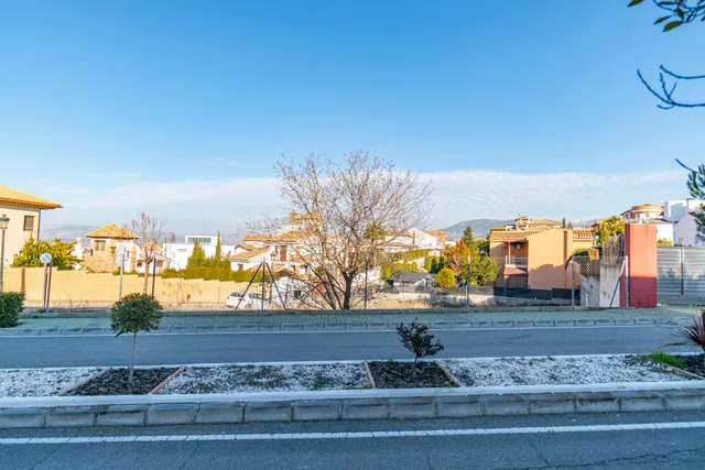 Venta de solar urbano, urbanización Cortijo de la Luz — 17