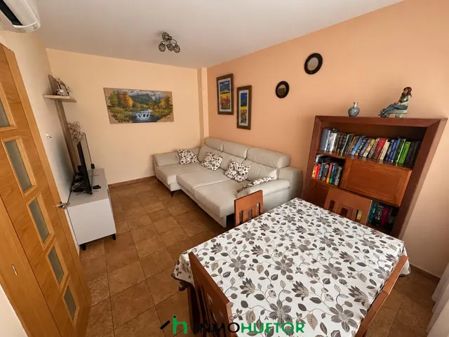 Amplia casa con gran garaje y terraza — 9
