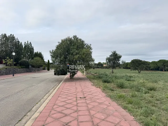Peralada Golf | Exclusiva parcela de 2.512 m2 en primera lín - foto 4