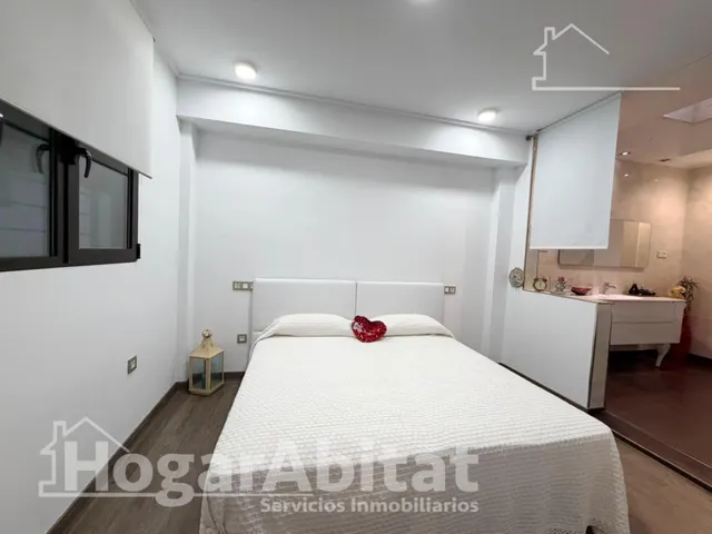 Reformado con patio cerca de la playa — 8