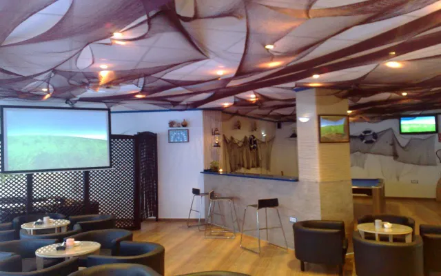 Local comercial 170m² en venta - Playa del cura — 15
