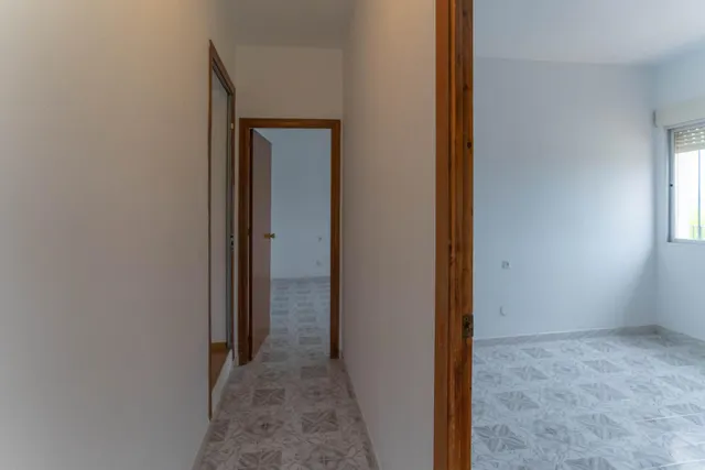 Exclusivo Chalet en Alhaurín el Grande con Piscina y Amplias Vistas — 27