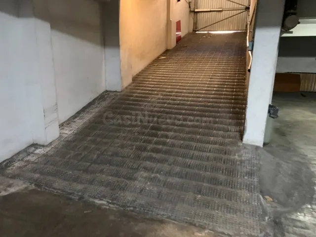 PLAZA DE PARKING  PARA MOTO — 5