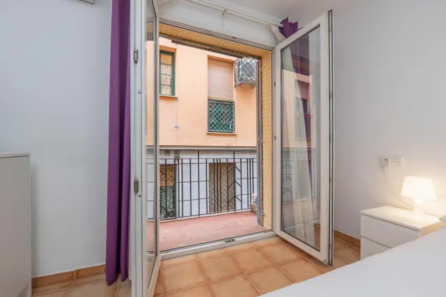 Se vende piso en el realejo (tres dormitorios) — 14