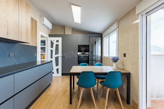 EXCLUSIVO ATICO INVERTIDO EN TORREAGUERA CON AMPLIAS TERRAZA - foto 2
