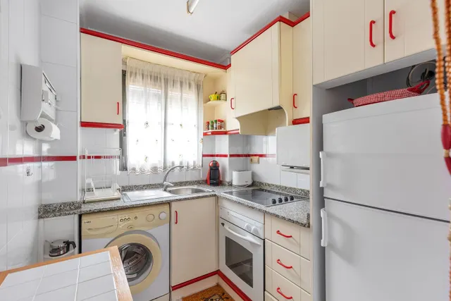 Apartamento de 2 dormitorios 1 baño en punta prima ( orihuela costa ) — 11