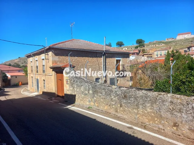 Casa-Chalet en Venta en Fuentesoto Segovia - foto 2