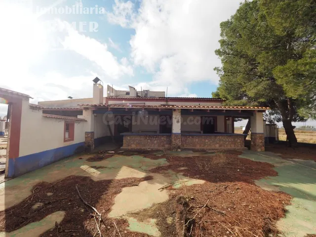 Se vende local destinado a Restaurante junto a la autovia de - foto 3