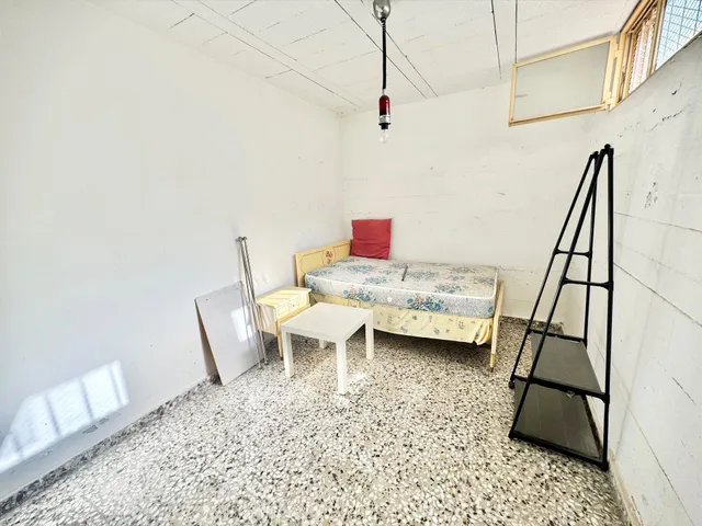INCREIBLE CHALET PARA VIVIR EN REDOVAN CON GARAJE PARA 4 COCHES,  5 DORMITORIOS.... PARCELA ALREDEDOR DE LA CASA. POR TAN SOLO 250.000€ ¡¡VISITELA!! — 19