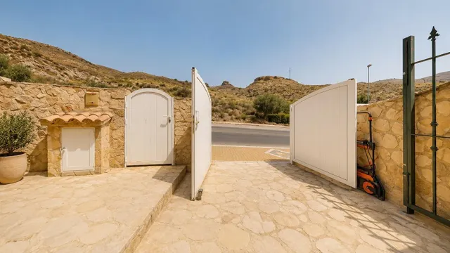 Tríplex junto al campo de golf de La Envía, con terrazas, piscina y garaje privado — 19