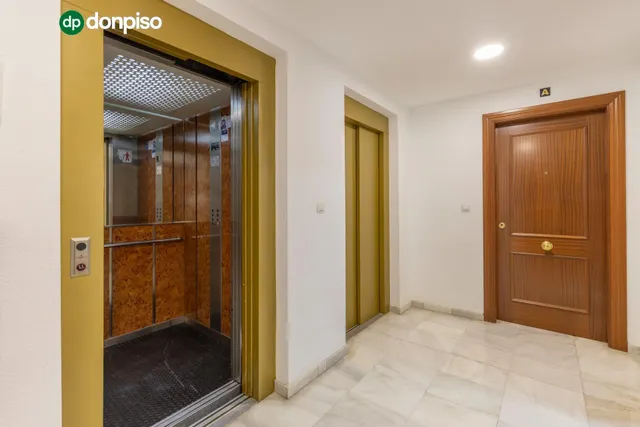 PISO VPO DE CUATRO DORMITORIOS CON GARAJE EN PADRE CLARET — 24