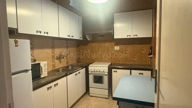 Planta baja de 3 dormitorios con trastero en azotea - foto 4