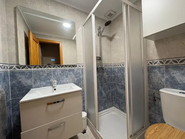 Bungalow de 3 dormitorios y 2 Baños con 2 Terrazas y Piscina en Gran Alacant. — 37