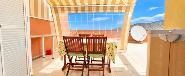 ## Apartamento de 2 dormitorios con gran terraza y espectaculares vistas al mar en Torviscas — 19