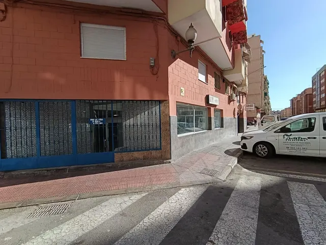 Local comercial 1450m² en venta - Carolinas Altas — 6