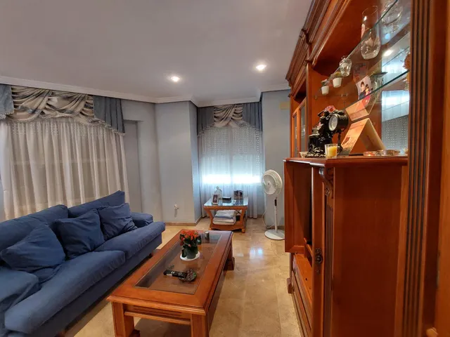 Vivienda Unifamiliar con dos pisos independientes — 36