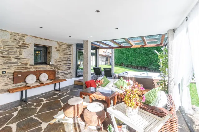 CASA CON ENCANTO EN LUGO — 13