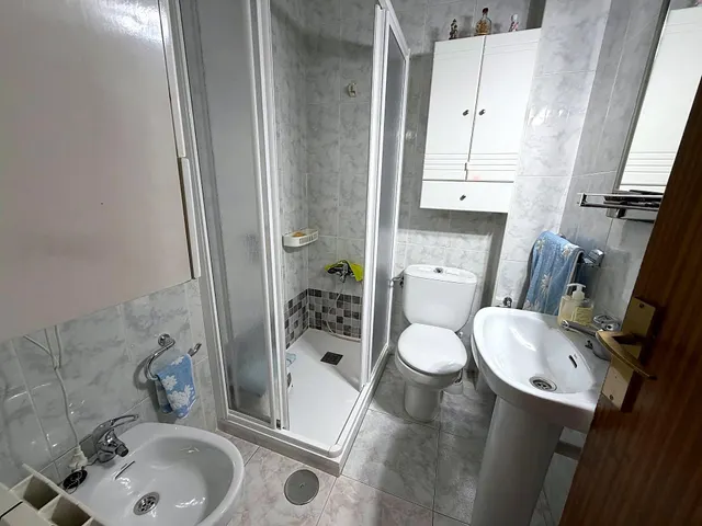 ¡A 1 minuto del Metro Carabanchel Alto! Luminosa 1ª planta con terraza y 2 dormitorios — 7