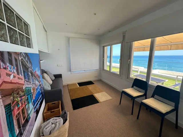 1ª Línea Playa Fuengirola - Super Atico 2 Dormitorios, Vistas al mar y Piscina, Gran Terraza, Sauna — 12
