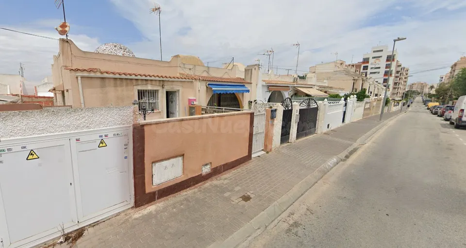 Venta casa en Torrevieja (Alicante)