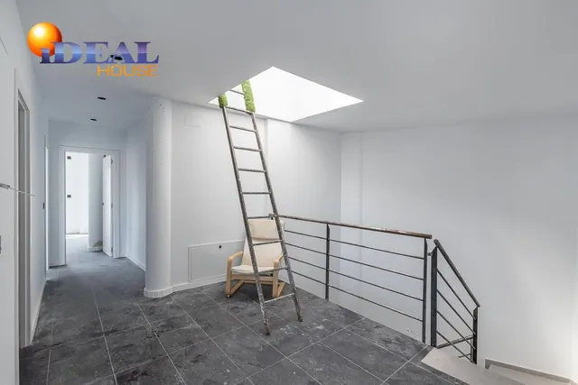 Edificio de nueva construcción en Churriana — 18