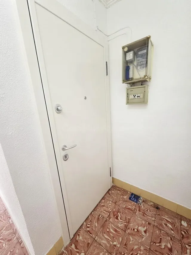 PISO EN EL MISMO PASEO GERMANIAS PARA REFORMAR — 5