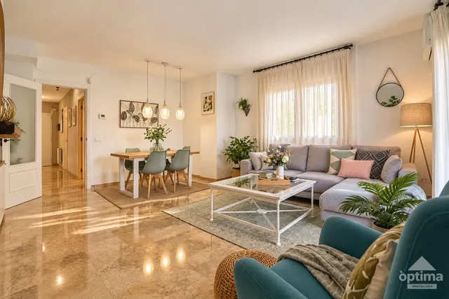 Pareado reformado con 5 habitaciones, terrazas y garaje en Reus — 6