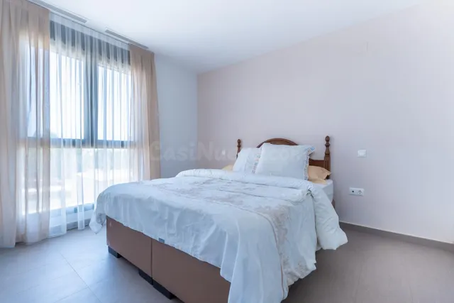 VILLA MODERNA CON PISCINA PRIVADA Y ESPECTACULAR SOLARIUM | CIUDAD QUESADA — 25
