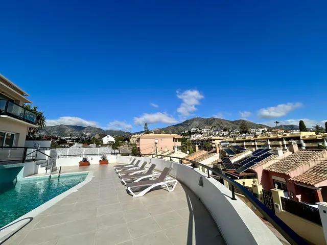 Chalet 6 habitaciones 400m² en venta - Centro — 6