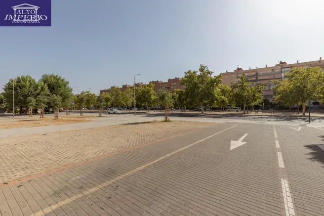 PISO VPO DE CUATRO DORMITORIOS CON GARAJE EN PADRE CLARET — 31