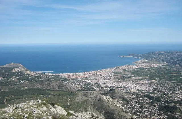 SOLAR CLASE URBANO PARA USO RESIDENCIAL UNIFAMILIAR EN URBANIZACIÓN PINOMAR - JAVEA !! — 17