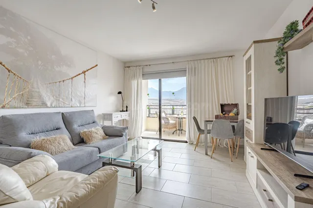 Encantador Apartamento Reformado en Playa Paraíso, Adeje - ¡ - foto 5