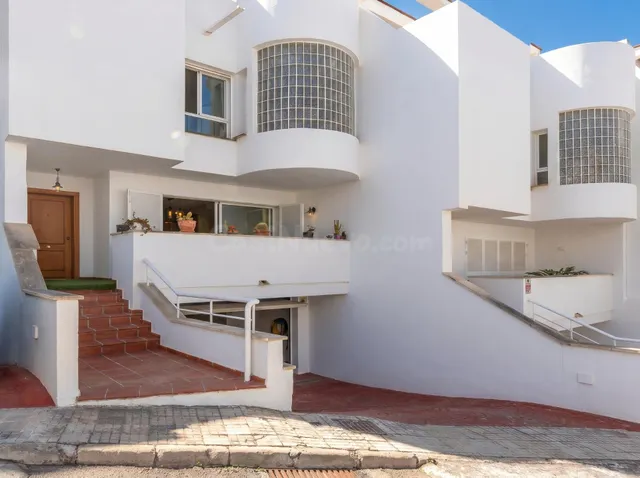 ¡Ubicada en un complejo privado, esta vivienda combina tranq - foto 5