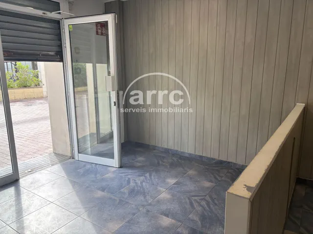 LOCAL EN VENTA - PREMIA DE MAR — 10
