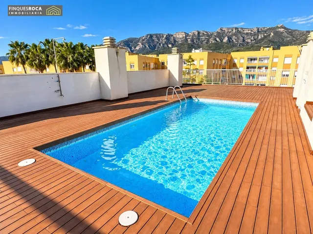 Para entrar a Vivir Piso de 3 Dormitorios, 2 Baños, Cocina Independiente, Comedor-Estar, Terraza y Piscina Comunitaria — 24
