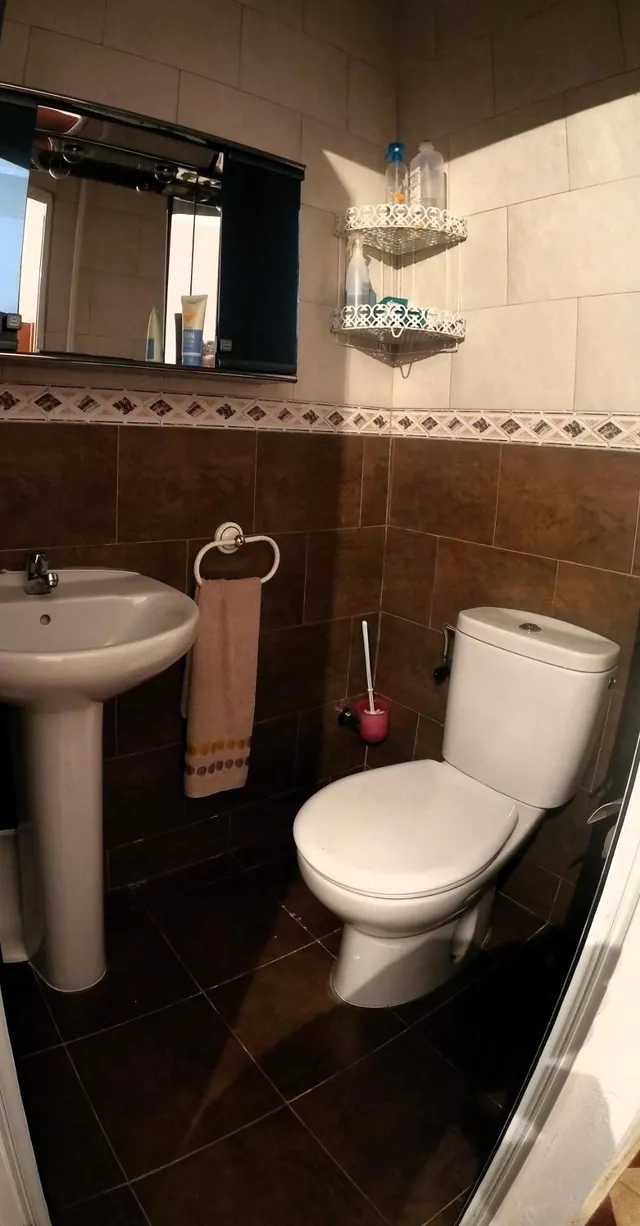 Casa con parcela en Valdeobispo — 7