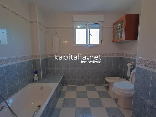 Chalet a la venta en la Sierra Mariola, Bocairent — 28