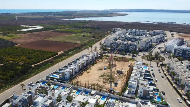 Apartamento 2 habitaciones 96m² en venta - EL RASO — 35