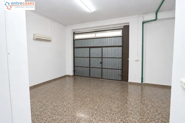 LOCAL/ALMACÉN DE ESQUINA – 80 m2 – DOBLE FACHADA – POSIBLE CAMBIO DE USO. PUERTO DE SAGUNTO. FOTOS — 7