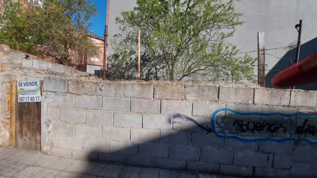 TERRENO URBANO EN LA ZONA ALTA — 3