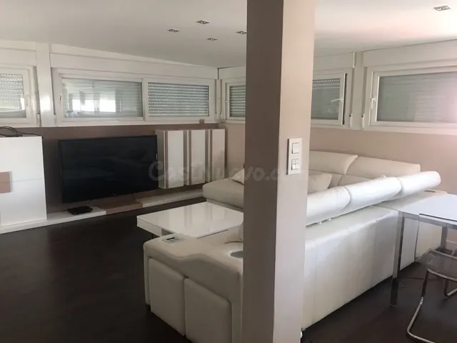 ÁTICO MODERNO EN EL CENTRO